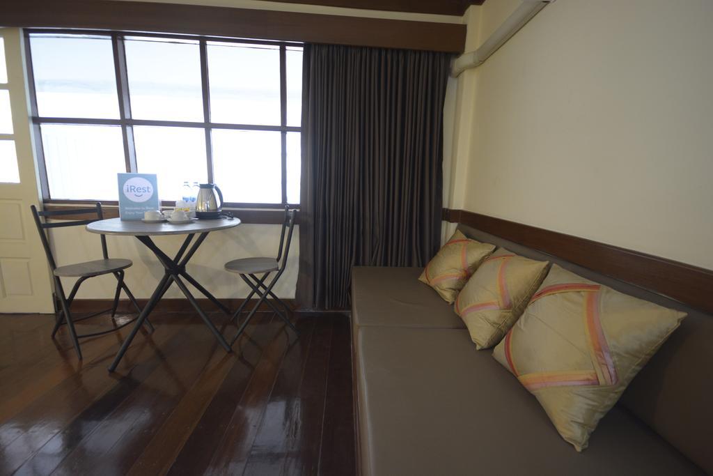 הוסטל Irest Ao Nang Seafront מראה חיצוני תמונה